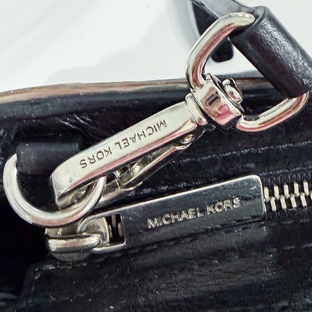 Michael Kors Selma Small Black Saffiano Leather Crossbody - Picture 5 of 13